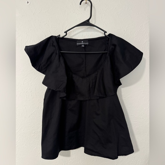 Pomander Place Tops - Tuckernuck Pomander Place Flutter Sleeve Neck Black Size XS